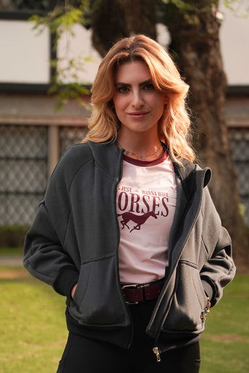 Moletom Cozy Equestrian Club Cinza